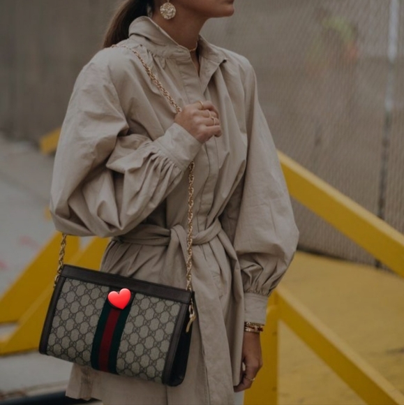 Very Cute ❤Authentic GUCCI Clutch Crossbody/Shoulder - Picture 16 of 16